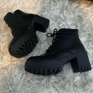 Platform boots